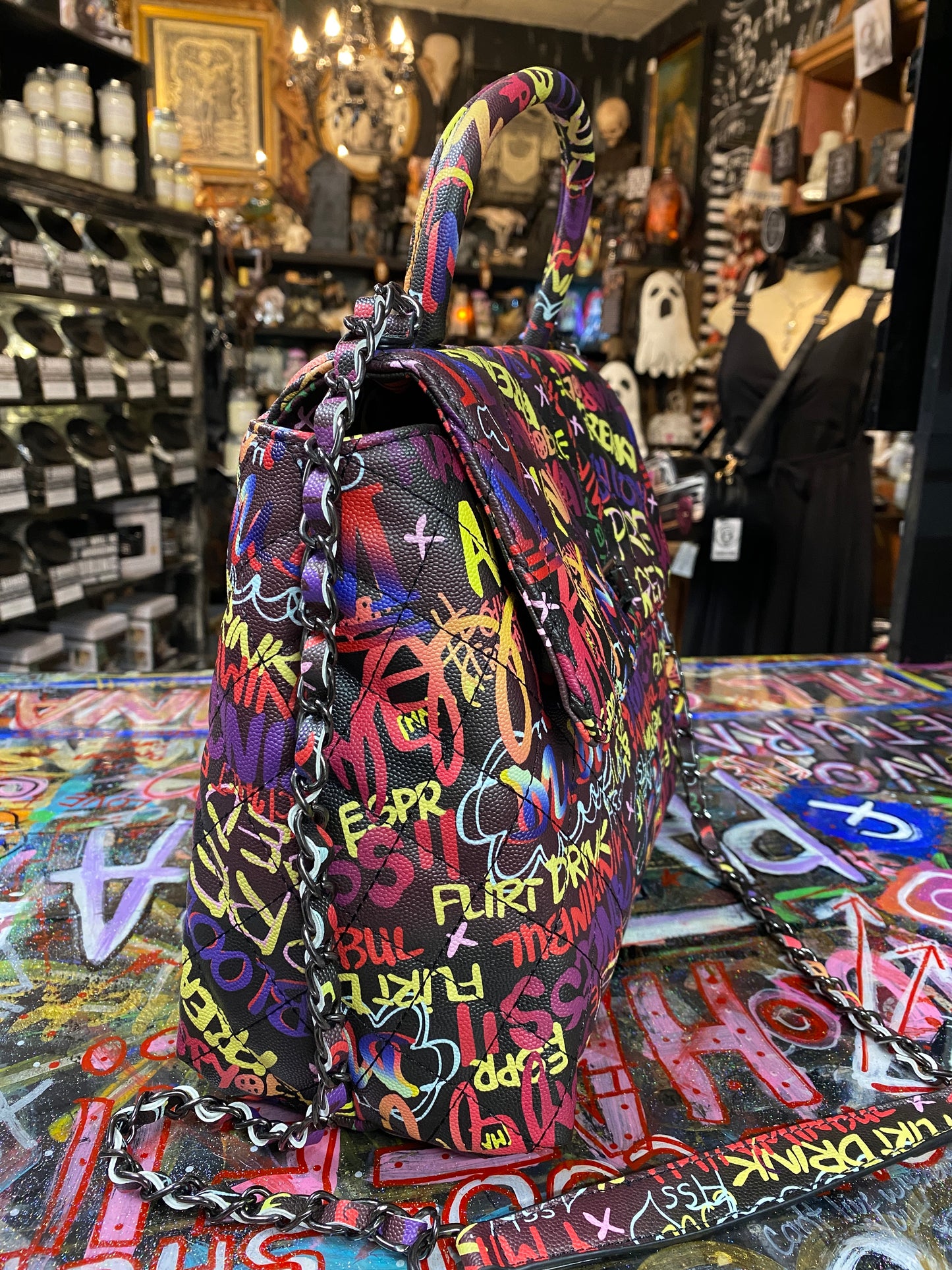 Graffiti handbag (black)