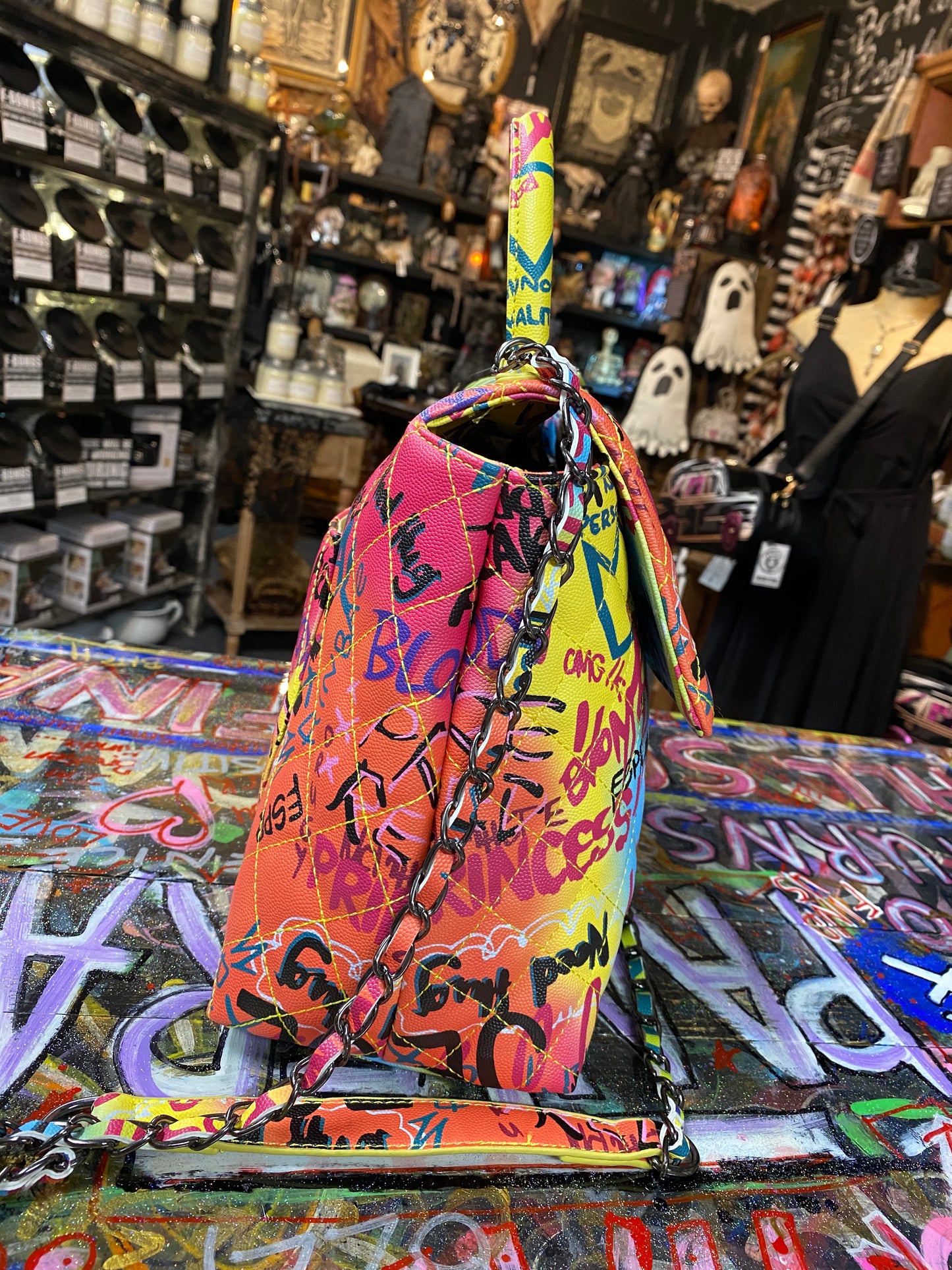 Graffiti handbag (yellow)