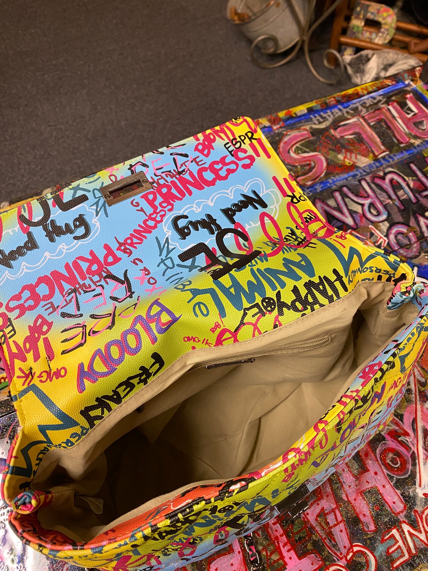Graffiti handbag (yellow)