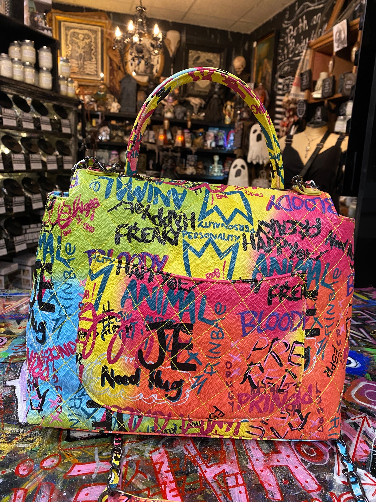 Graffiti handbag (yellow)