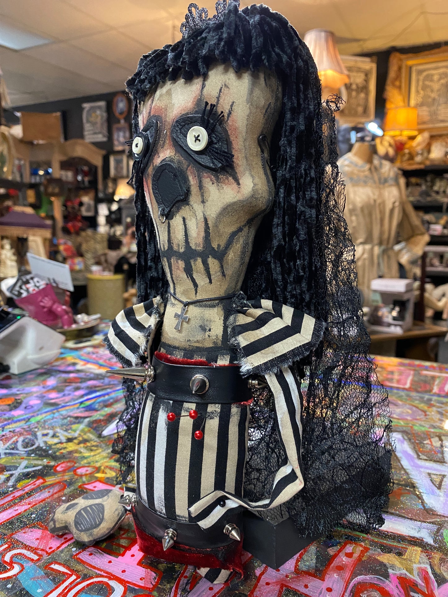 HoeBro Skully Voodoo Doll